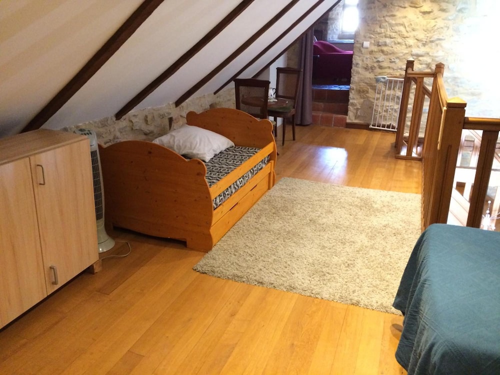 Photo 11