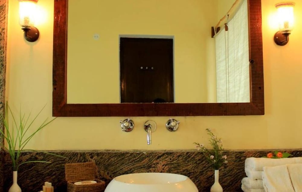 Tiger Lagoon Bandhavgarh
