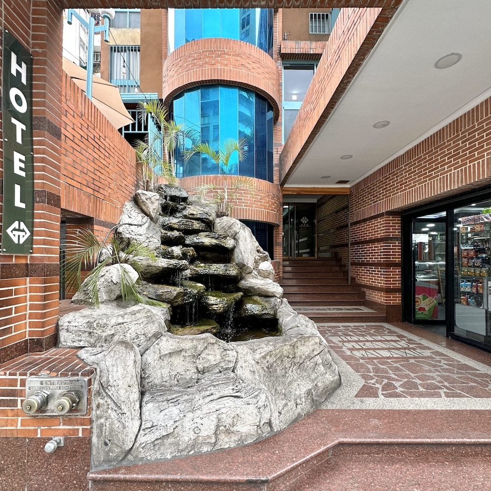 Hotel Grand Galaxie