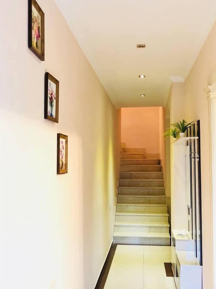 Yerevan Vacations - Bampy Hostel - Property Image 4