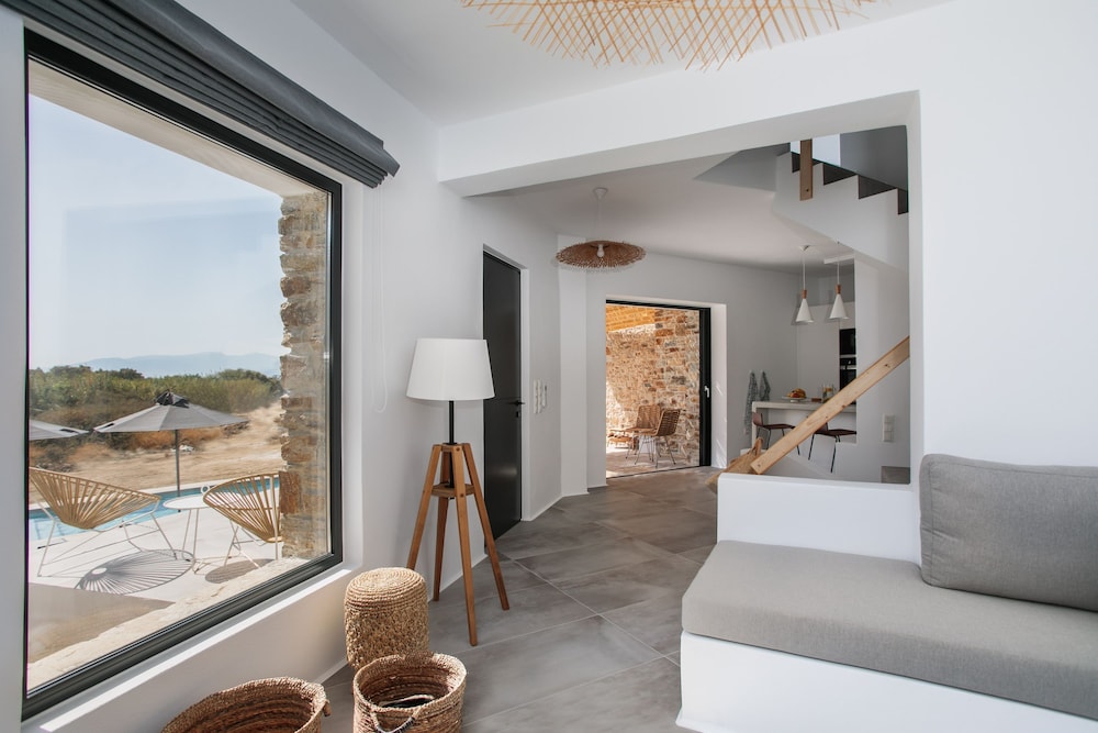 Villa Andalusia With 4 Bedrooms and 3 5 Bathrooms