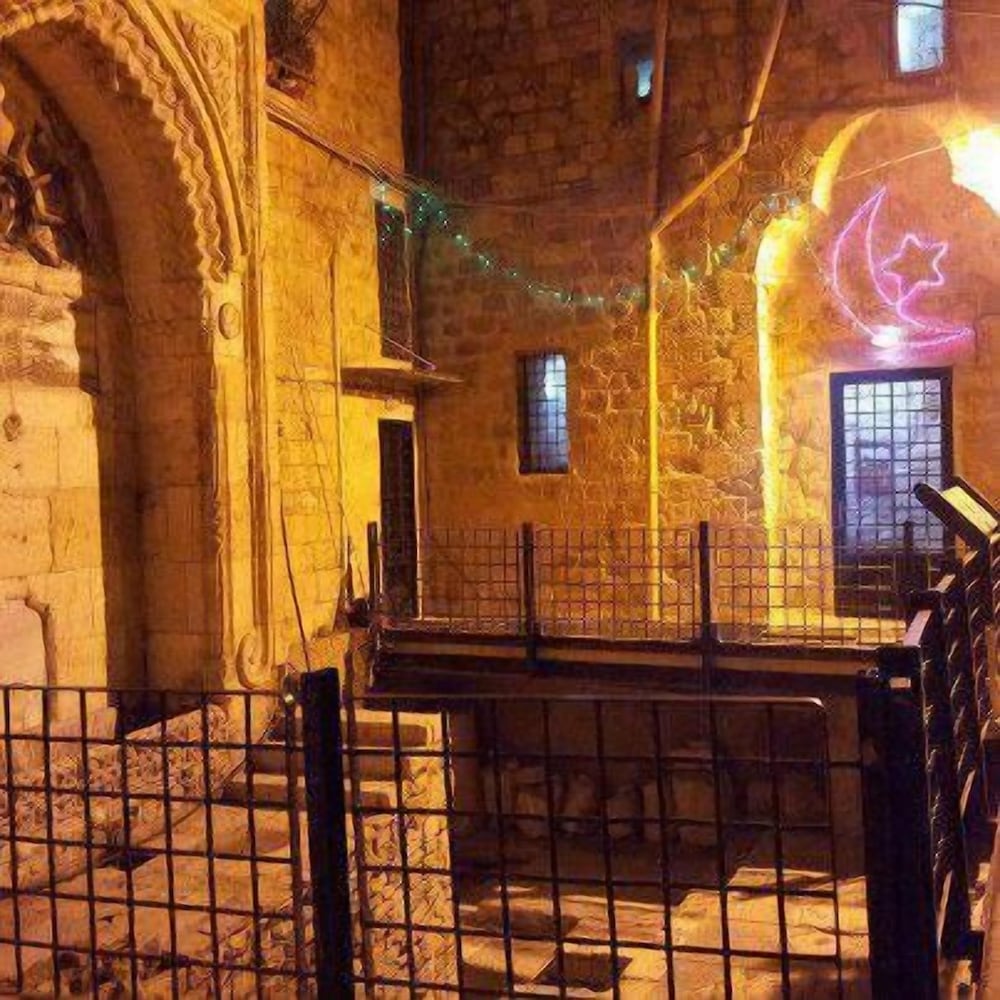 Chain Gate Hostel