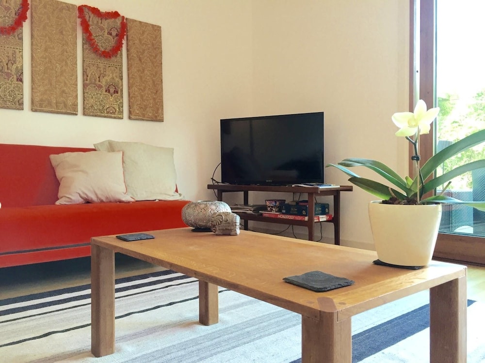 Sherborne Vacations - The Eco-Flat - Property Image 15
