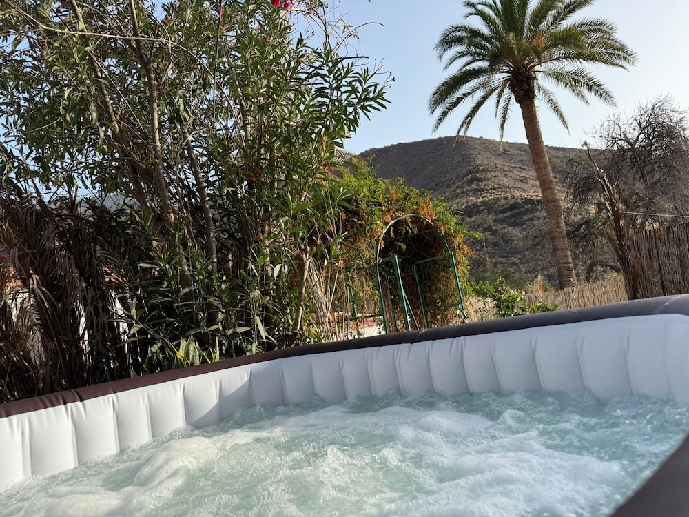 4BR Heaven Close to Nature and Ocean in Quiet Setting