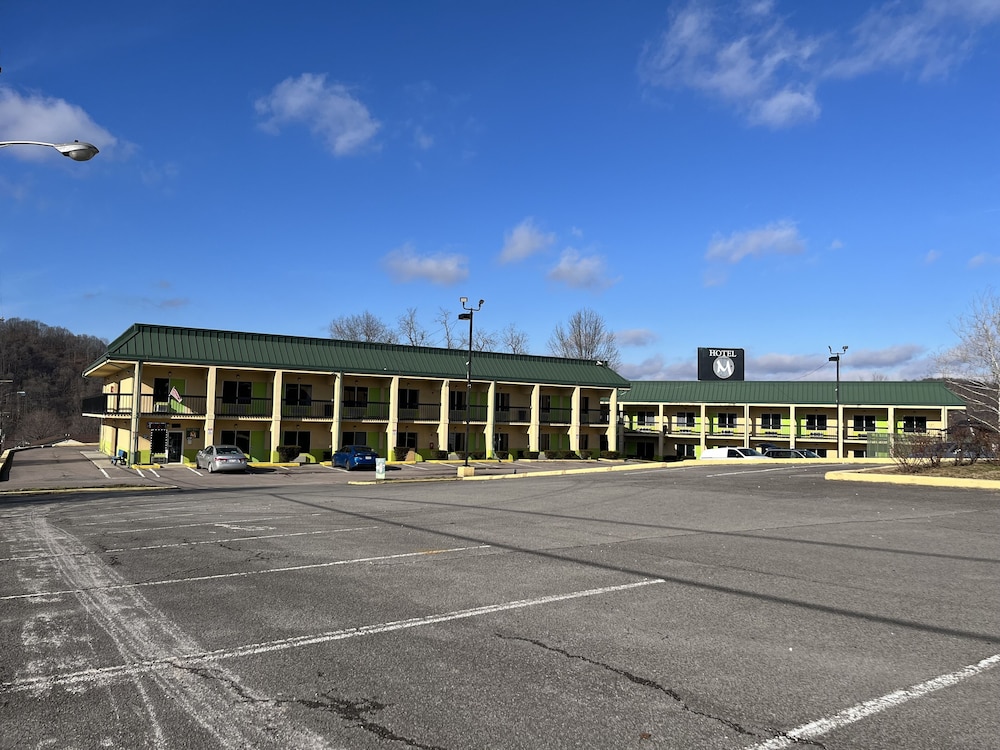 Hotel M Morgantown - WVU Area