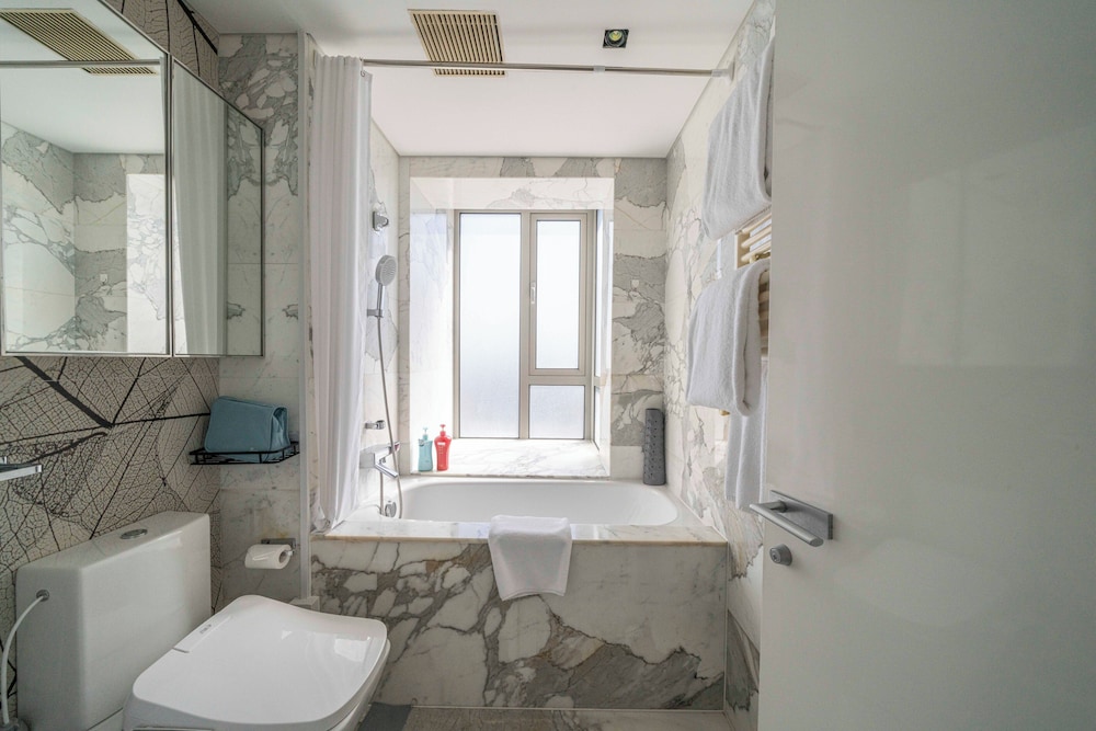 Tyms Bright 2BR 1BA Suite Xujiahui