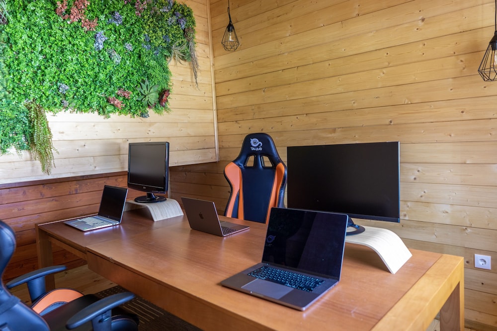 meeting & event spaces