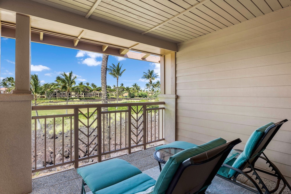 Spacious Top-floor Villa With Stunning Views - Walk to A-bay, Dining & Shops! - Vrkcv