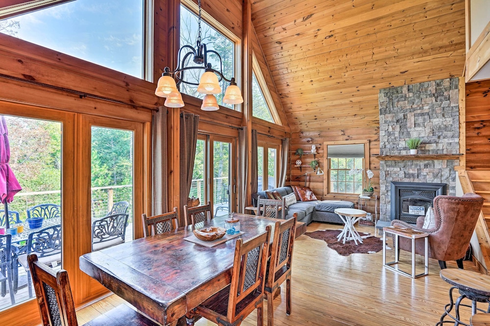 Lakefront Athens Getaway w/ Game Room & Deck! view 4