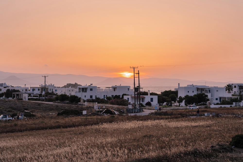 Diamantis studios apartments