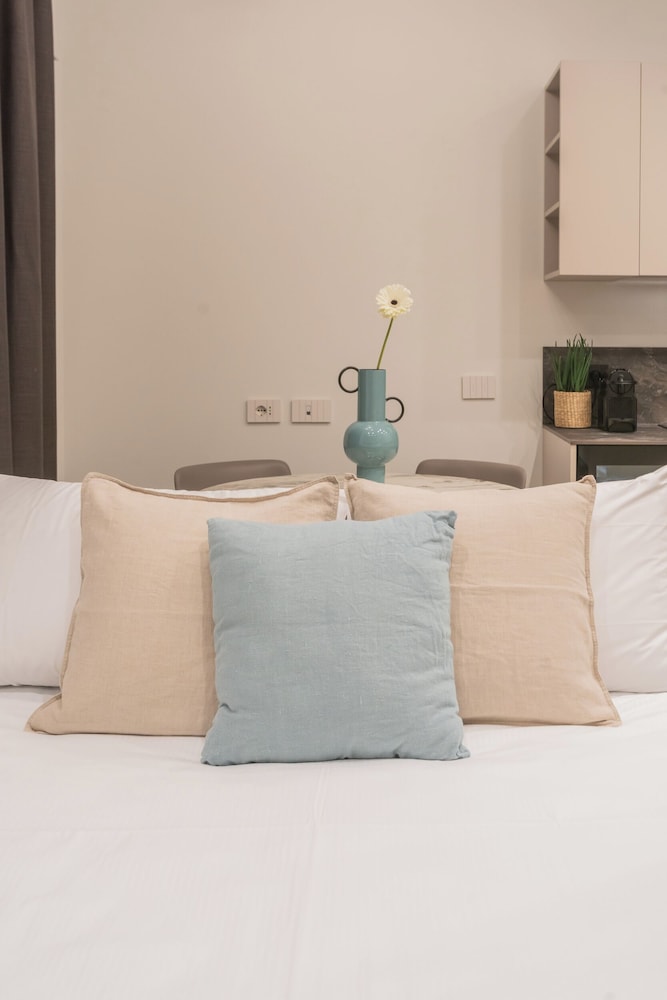 Rezia Apartments by Rent all Como