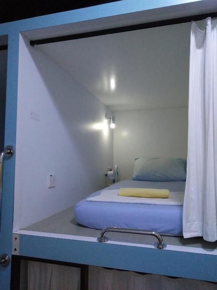 Sojourn Beds & Cafe - Hostel photo 2