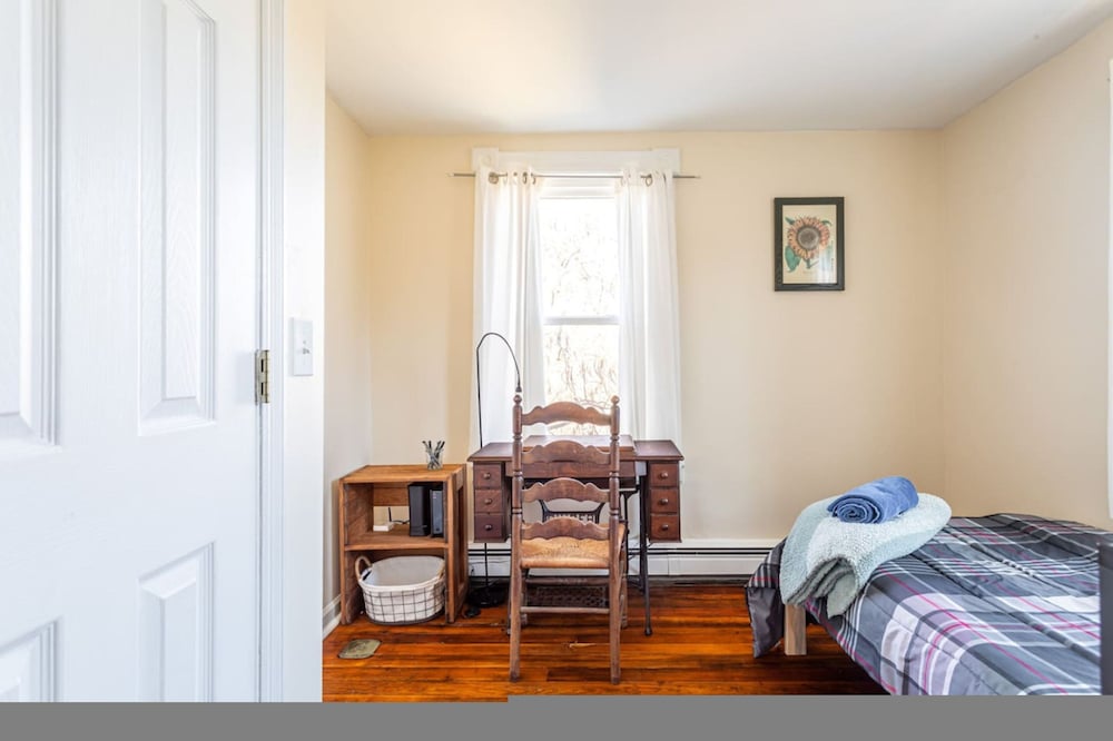 Cozy Easy Access to the Best of the Hudson Valley