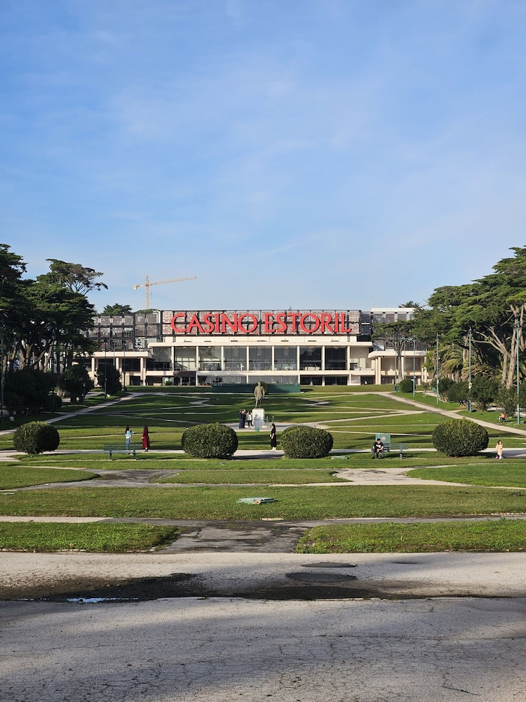 Historic Centre Cascais Teatro