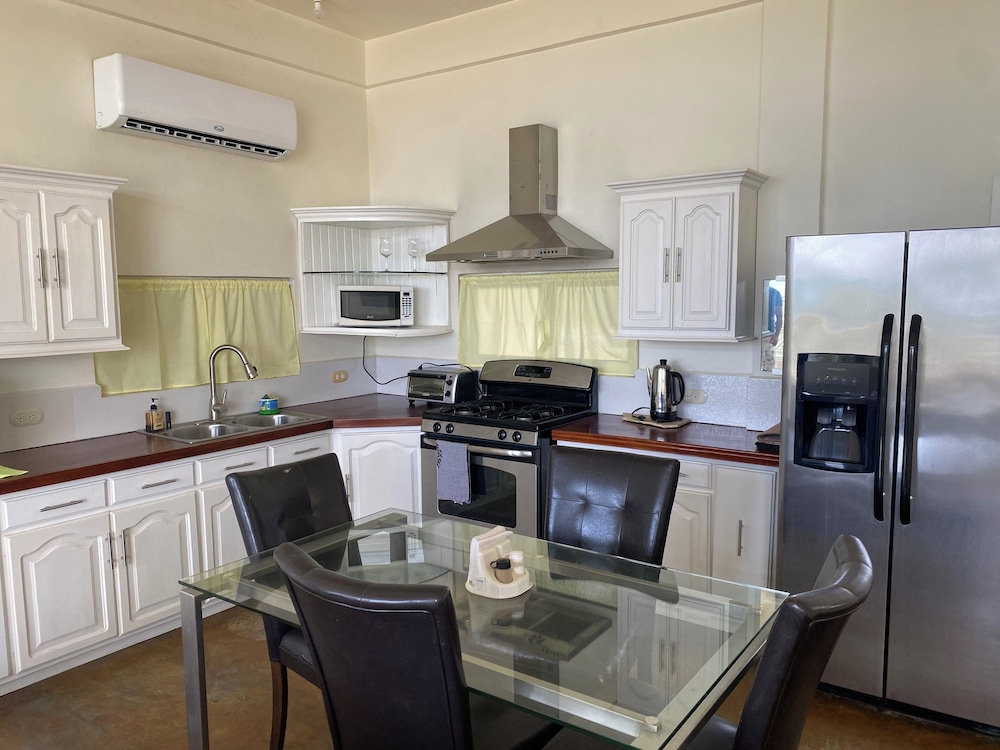 Trujillo Airport Beach Suites