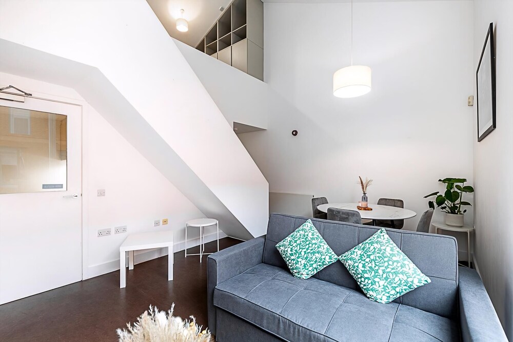 Cosy Camden Retreat Near Markets & Tube