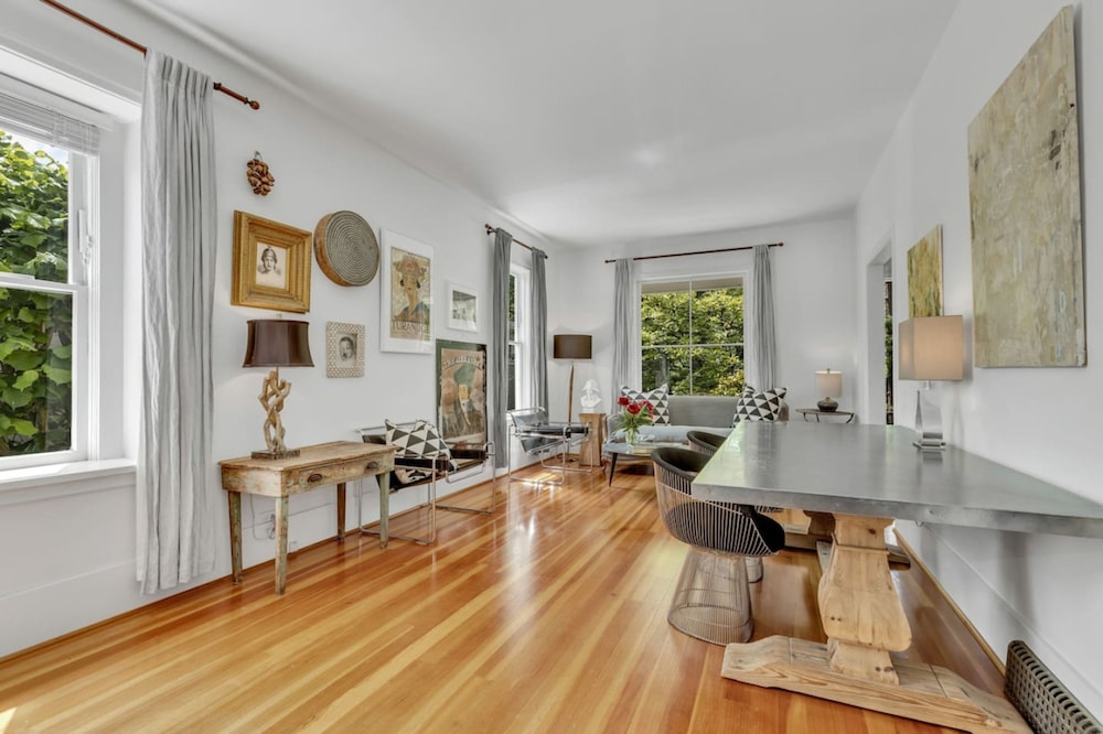 Queen Elizabeth Park Home