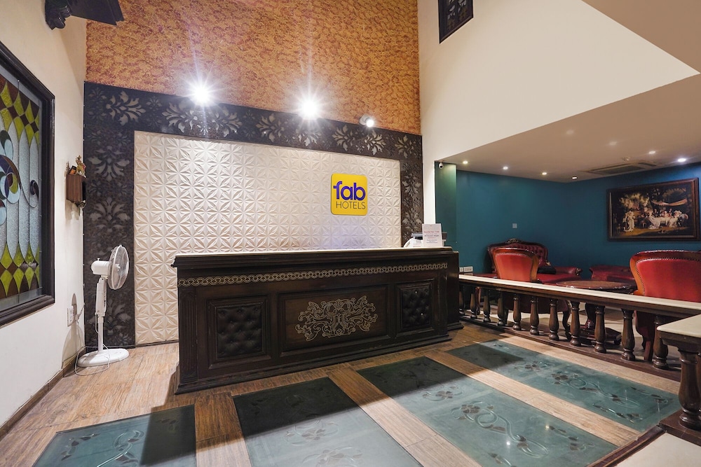 Fabhotel Nfc Royale