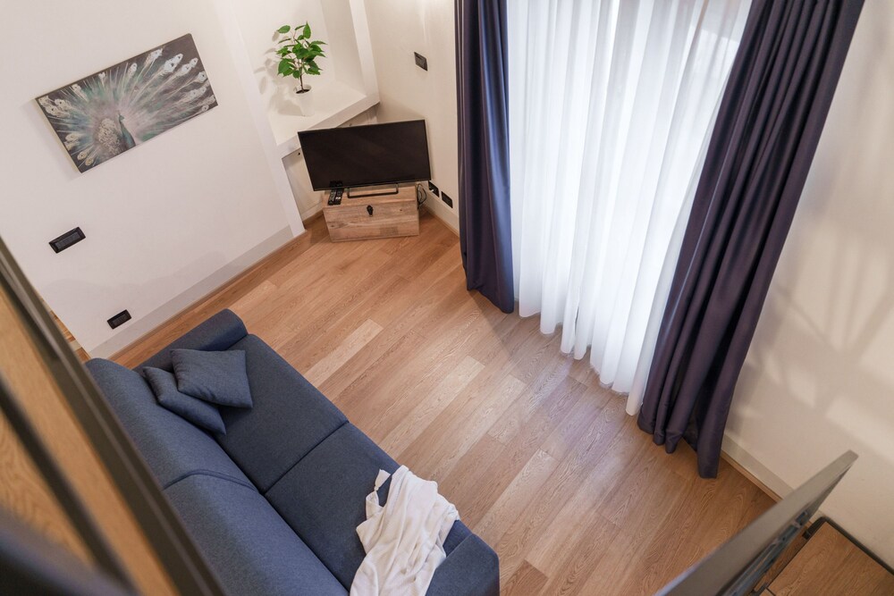 Palazzo Odescalchi by Wonderful Italy - Apt 7