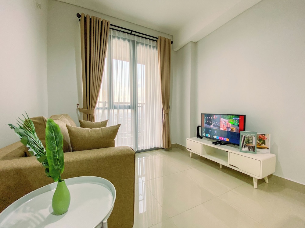 Best and Cozy 2BR Apartment Royal Olive Residence