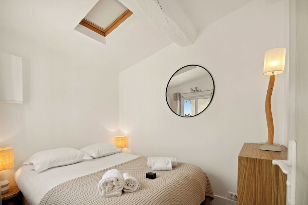 Magnificent Apartment - AC- 2br- Saint-tropez