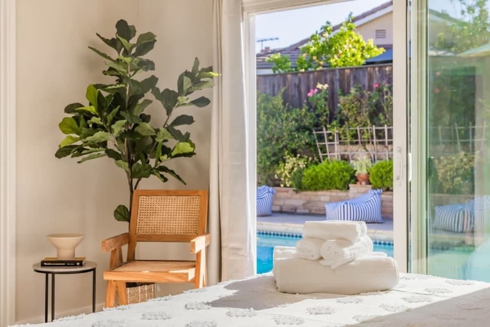 @ Marbella Lane - Vibrant & Chic Designer Home