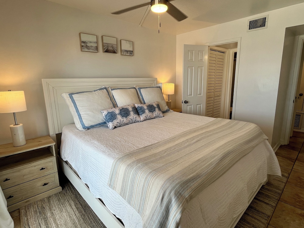 Surfside Shores by Southern Vacation Rentals