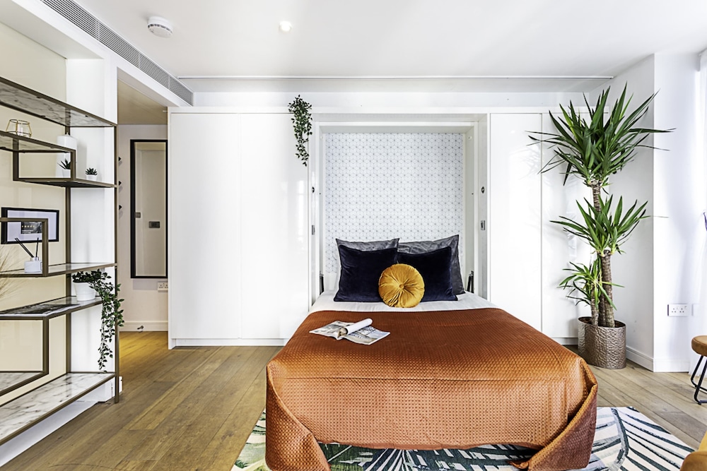 Idyllic Covent Garden Flat