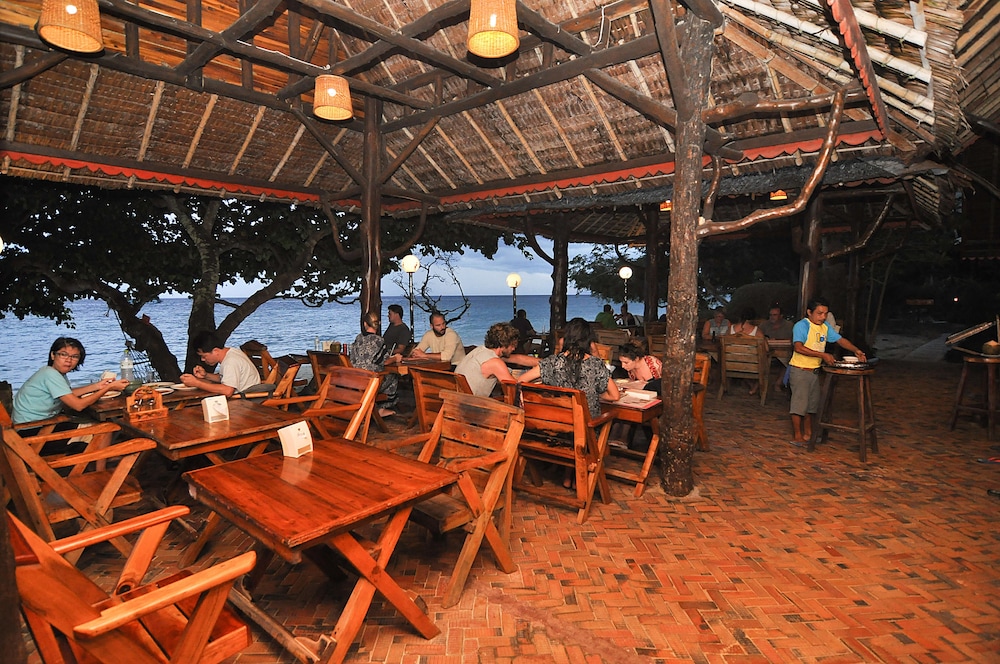 Phi Phi Relax Beach Resort