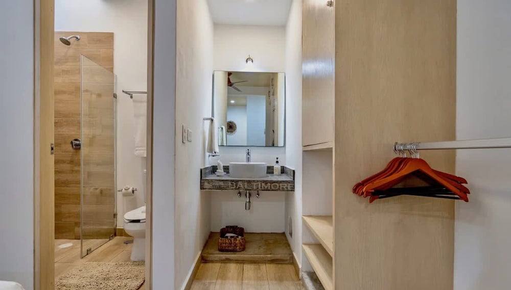 Spacious Great Located Amazing Terrace