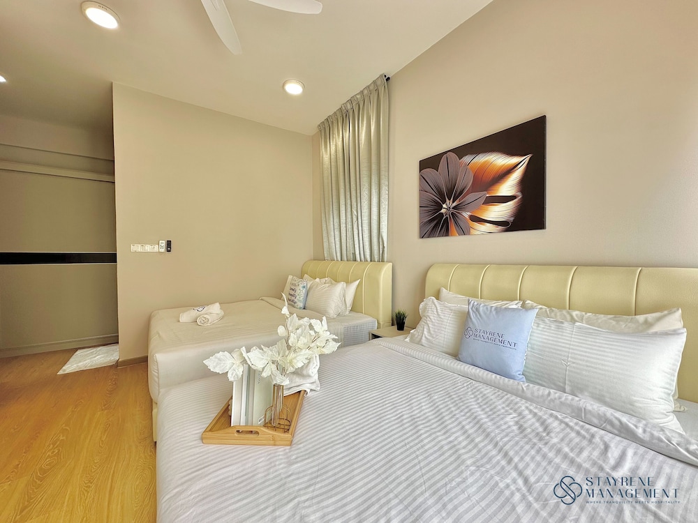 Country Garden Danga Bay Sea View Homestay by Stayrene