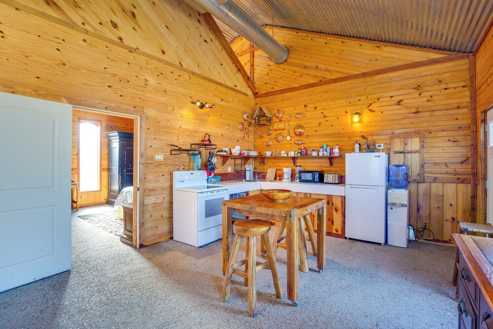 Indoor Pool & Boat Ramp: Lake Tawakoni Group Gem