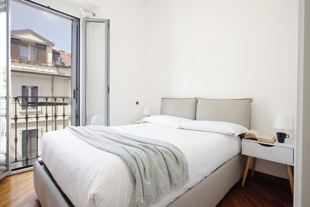 Lovely 1-bed apt next to the City Centre photo 2