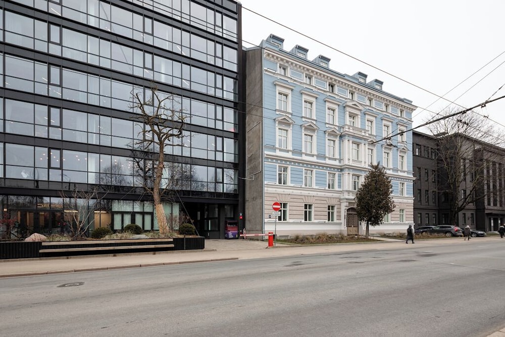 Designer Parkside Apartments