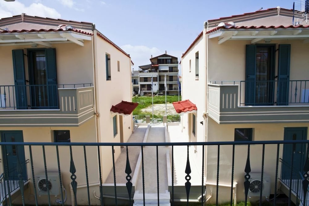 Anemos Villas