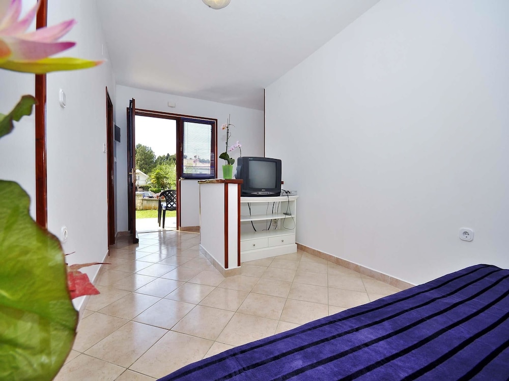 Apartments Gracijela Porec / A1 One Bedroom view 2