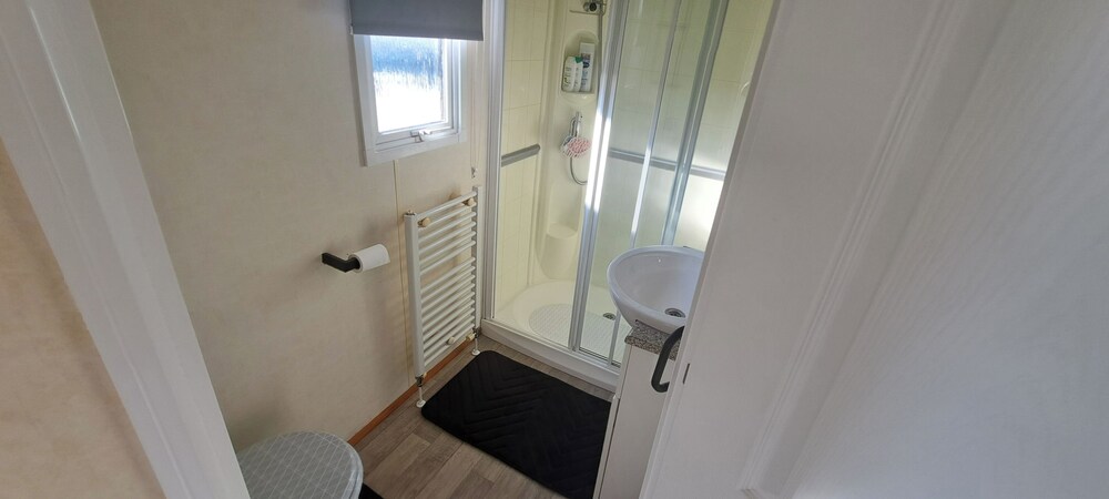Seaside Caravan Goldensands Kinmel Bay-sleep 6
