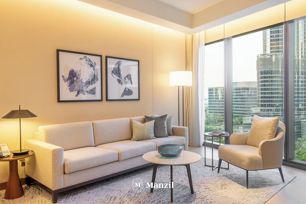 3BR Luxury Living next to Burj Khalifa