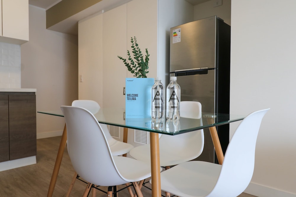 w Exceptional 2BR w Balcony in Barranco