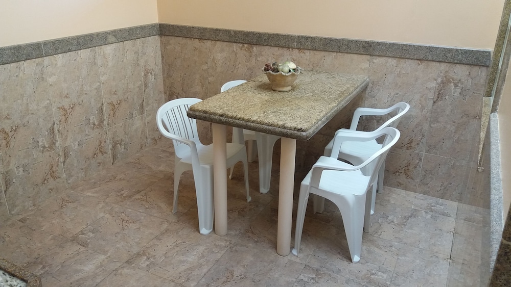 Motel dos Arcos