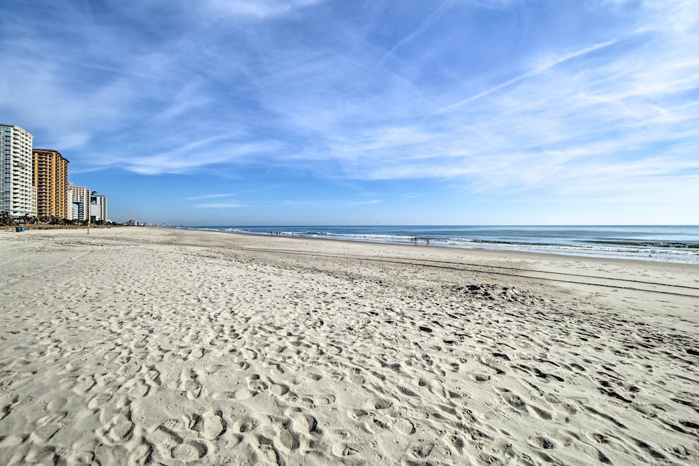 Prime Location + Ocean View: Myrtle Beach Condo!