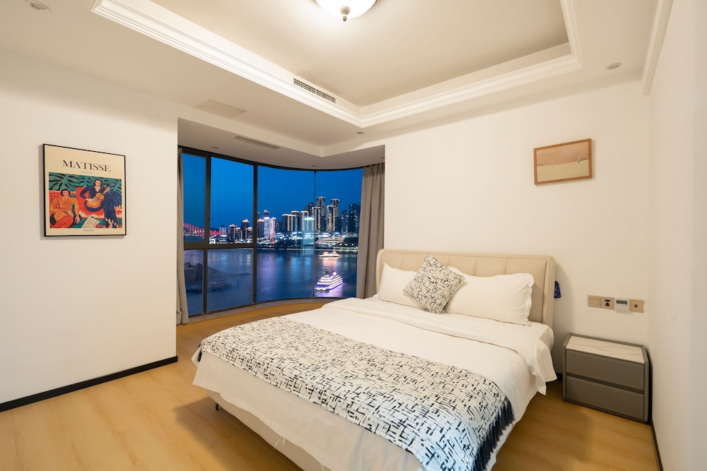 Baihong Riverview Drone Show Apartment