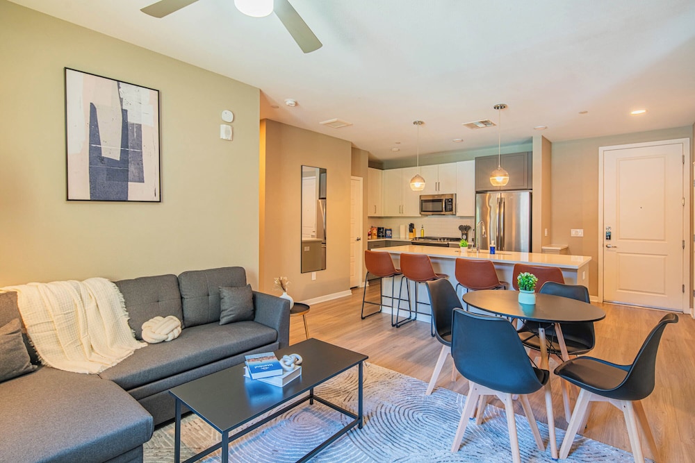 ROVE LIVING/KL - Alta North Central
