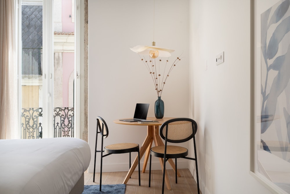 Lapa Diplomatic Flat 1 4 by Feel Lisboa