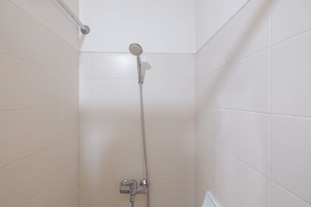Studio Apartment Near Kalibata Station At Woodland Park Residence