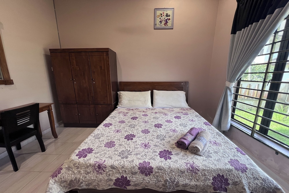 Nurbayu Villa (3 and 4 bedroom Villa) Kemaman
