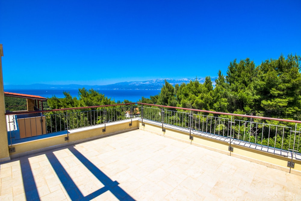 Villa Big View