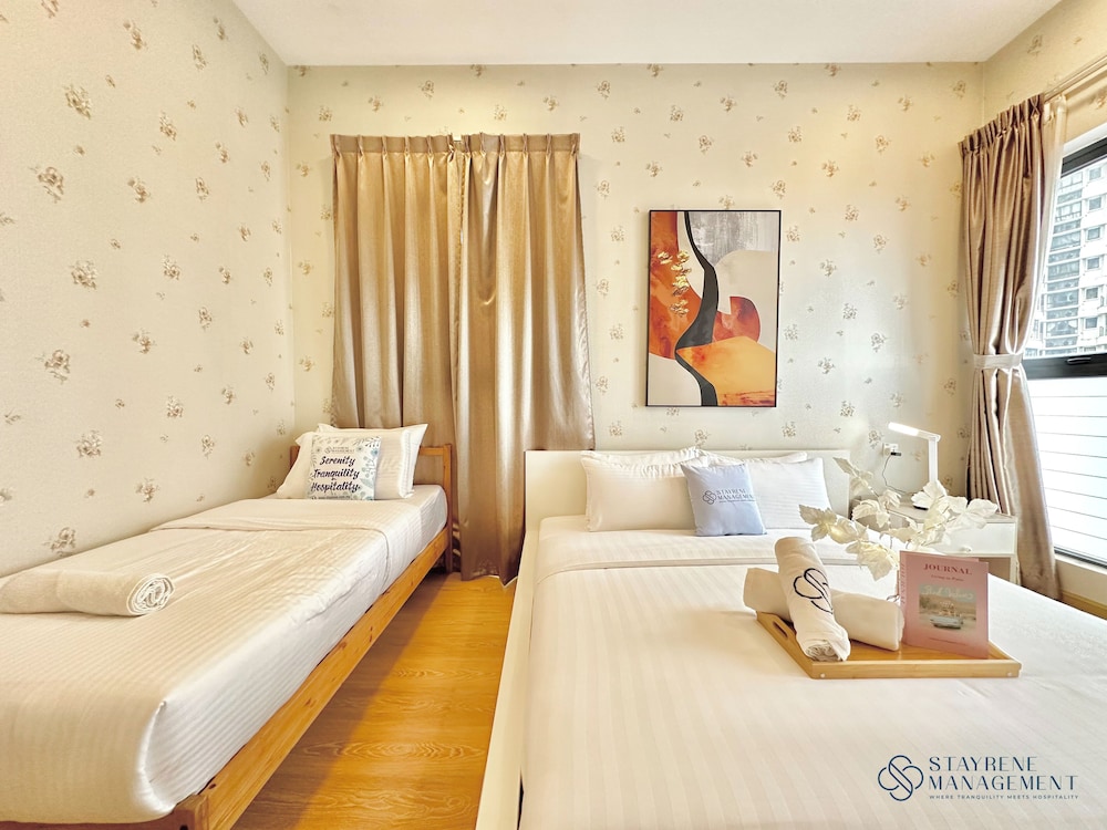 Country Garden Danga Bay Sea View Homestay by Stayrene