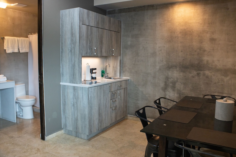 Ciqala Suites Hotel - Property Image 85