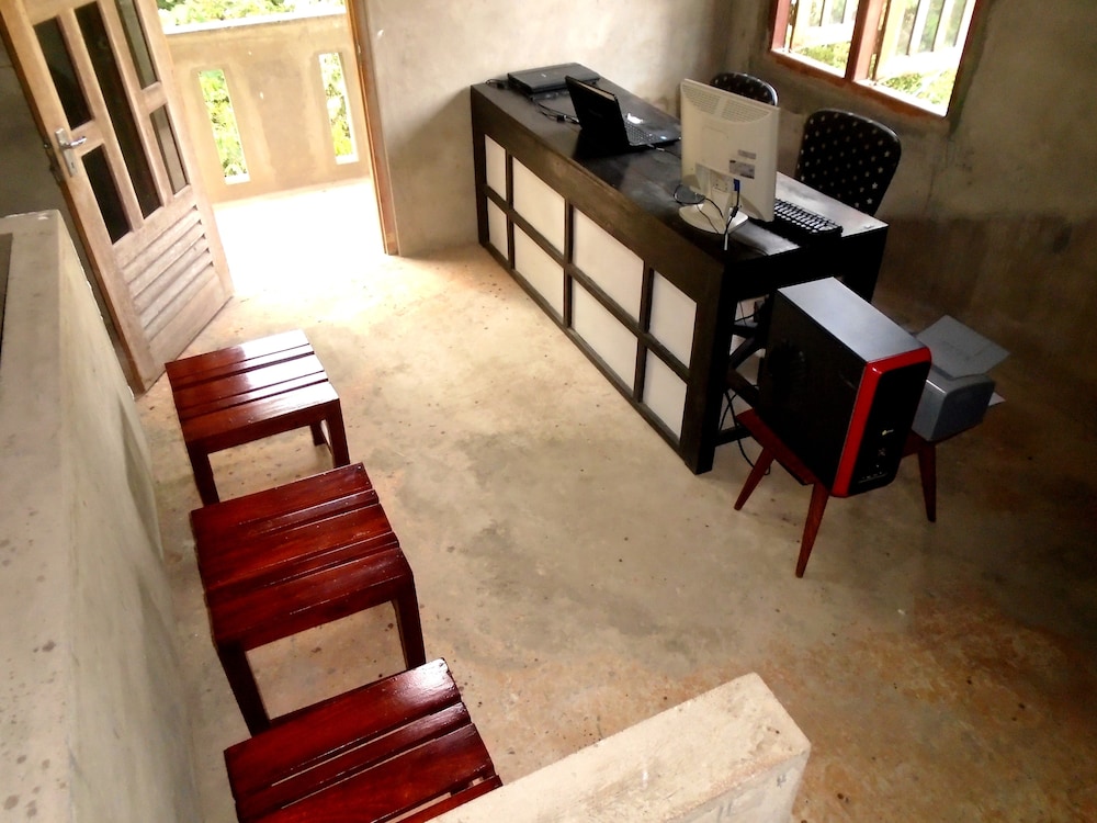 Bee Line Home Stay view 2